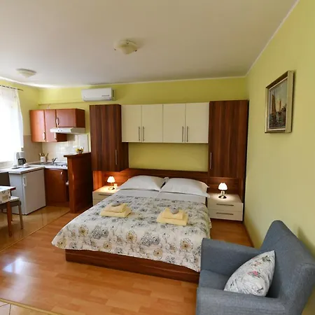 Miranda 4*