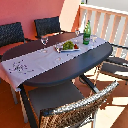 Miranda Vendégház Vodice
