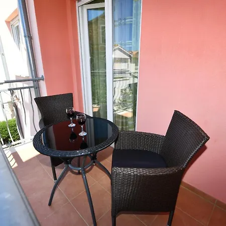 Miranda Gostinjska kuća 4*