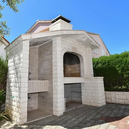 Gostinjska kuća Miranda