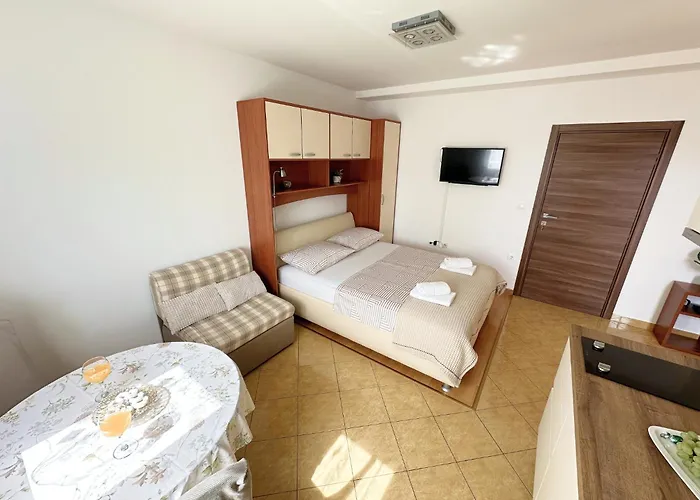 Miranda Pensión Vodice